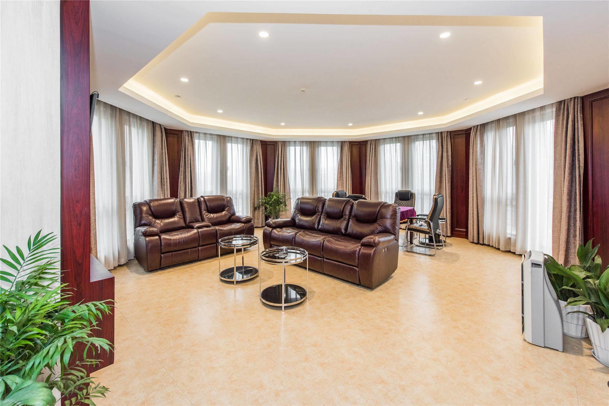Haining Grand Palace Resort Цзясин Экстерьер фото